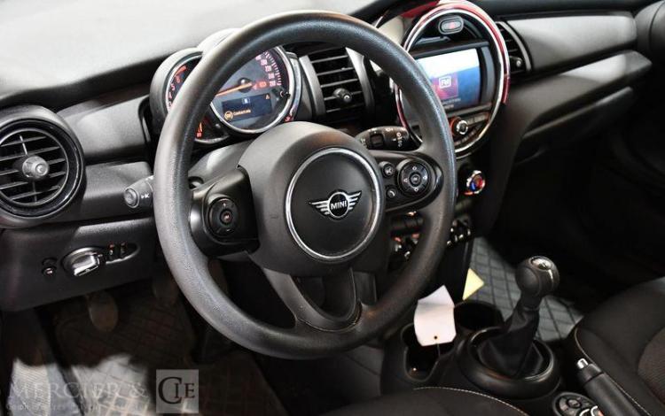 MINI COOPER 1,5 D 90CH  GJ-596-BM