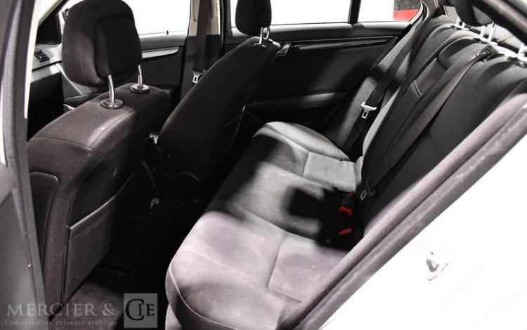 MERCEDES CLASSE C 200 2,2 CDI 135CH CLASSIC BVA GRIS GK-305-LN