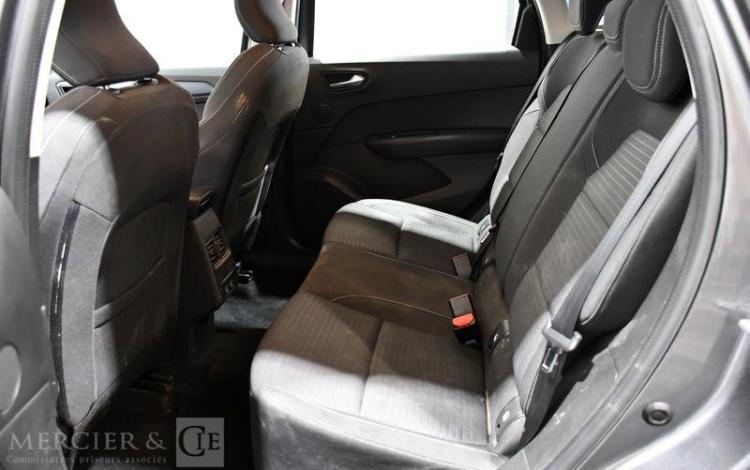 RENAULT ARKANA ZEN TCE 140 EDC GRIS GK-712-EG