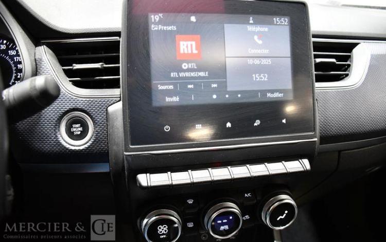 RENAULT ARKANA ZEN TCE 140 EDC GRIS GK-712-EG