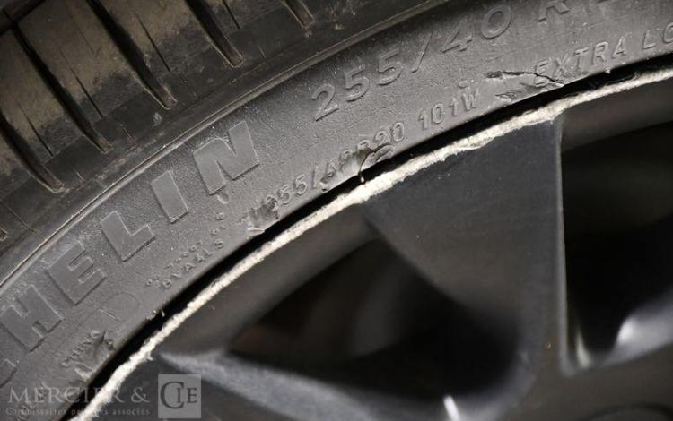 TESLA MODEL Y PROPULSION NOIR GL-486-DS