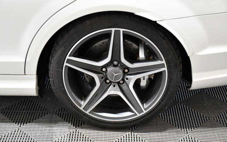 MERCEDES CLASSE C 63 AMG BLANC GL-913-HH