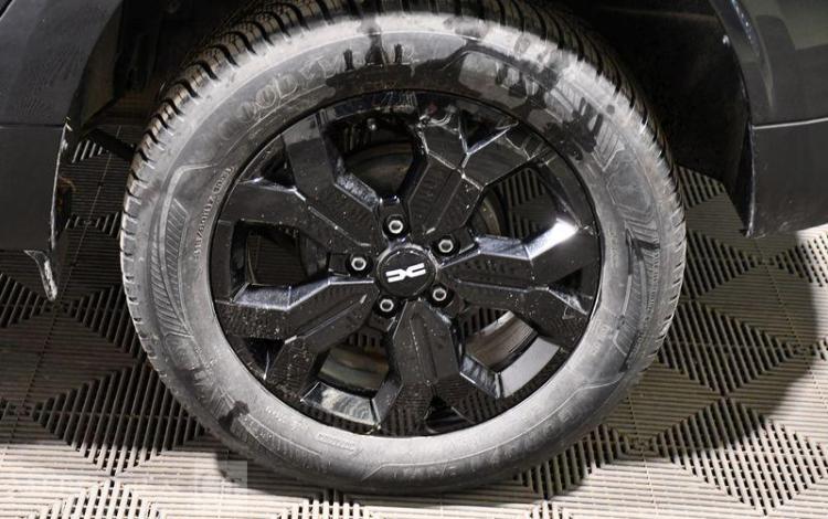 DACIA DUSTER EXTREME BLUE DCI 115 4X4 GRIS GN-018-TS