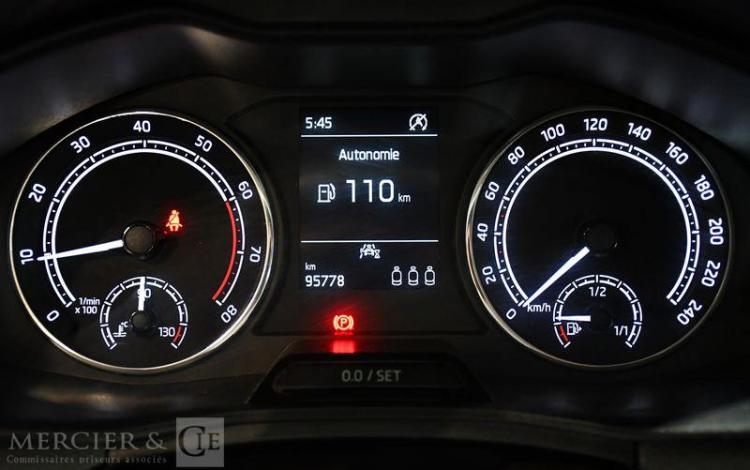 SKODA KAMIQ EX Auto Ecole 1,0 TSI EVO 95CH AMBITION BLEU GN-433-MK