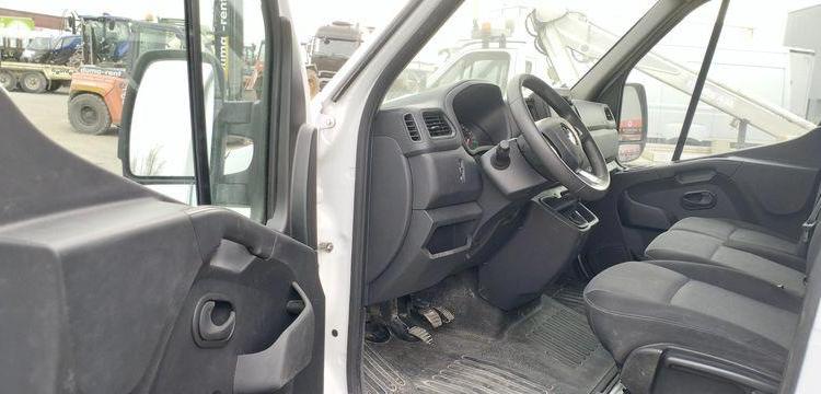 RENAULT MASTER 3 L3H2 2,3 DCI 136CV – DIESEL – 59557 KMS – ANNEE 2023 BLANC GN-699-XD