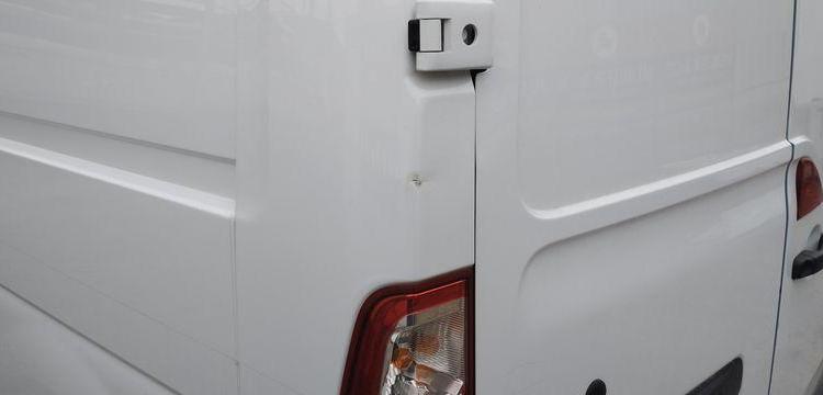 RENAULT MASTER 3 L3H2 2,3 DCI 136CV – DIESEL – 59557 KMS – ANNEE 2023 BLANC GN-699-XD