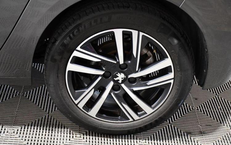 PEUGEOT 208 1.2 PURETECH 100 ALLURE GRIS GN-896-JT
