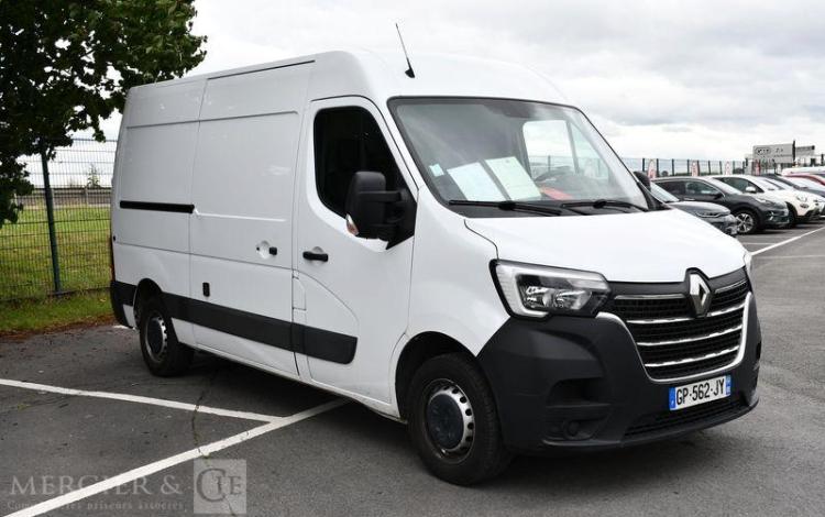 RENAULT MASTER F3300 L2H2 2.3 BLUEDCI 135ch GRAND-CONFORT BLANC GP-562-JY