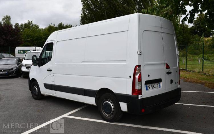 RENAULT MASTER F3300 L2H2 2.3 BLUEDCI 135ch GRAND-CONFORT BLANC GP-562-JY