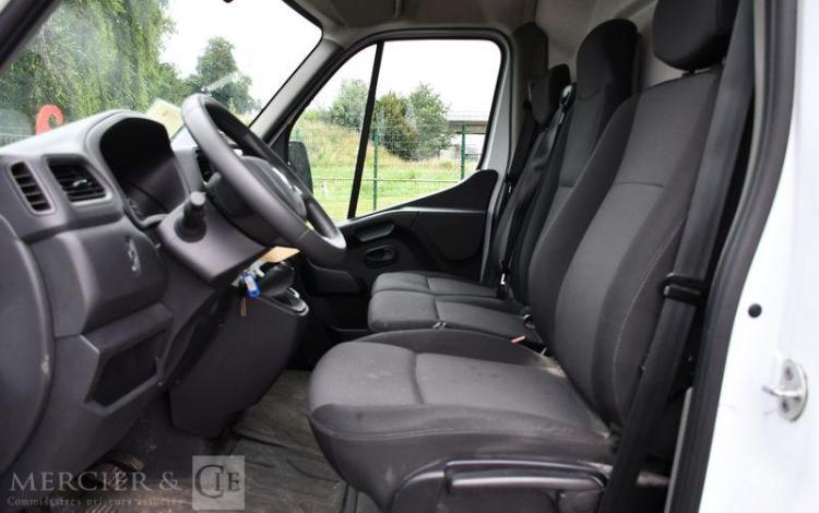 RENAULT MASTER F3300 L2H2 2.3 BLUEDCI 135ch GRAND-CONFORT BLANC GP-562-JY