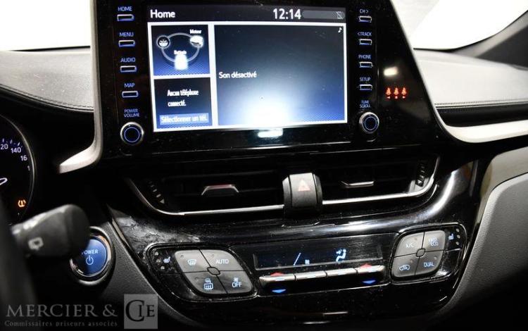 TOYOTA C-HR 1.8 HYBRID 122ch DYNAMIC E-CVT 2WD BLEU GP-719-SQ