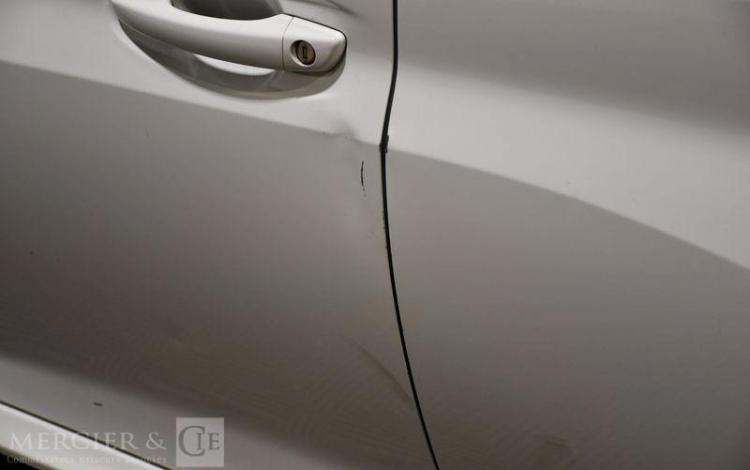 PEUGEOT 208 ACTIVE PACK BLUEHDI 100 S&S BLANC GP-814-WR