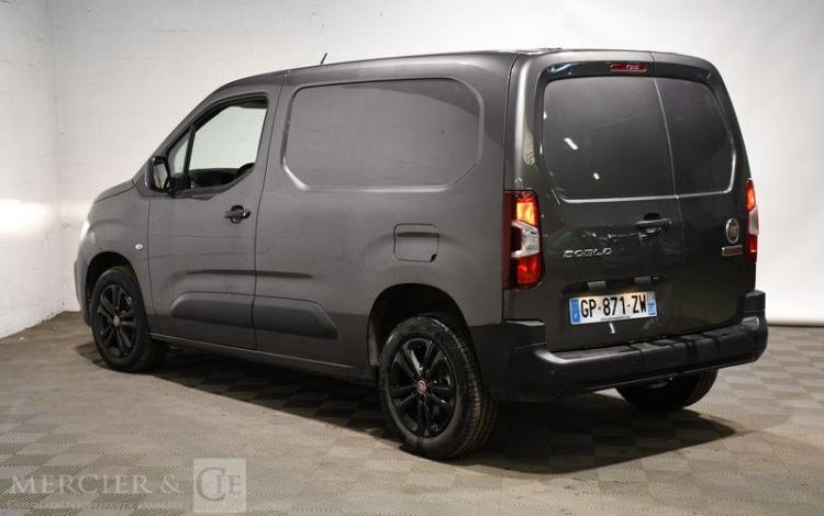 FIAT DOBLO 1,5 BLUEHDI 130 950kg GRIS GP-871-ZW