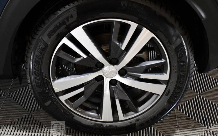 PEUGEOT 3008 1.6 225H 180 PHEV ALLURE PACK E-EAT  pour pieces sans carte grise  GQ-008-AX