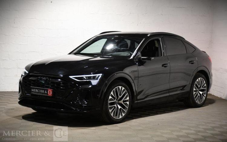AUDI Q8 NOIR GQ-330-NT