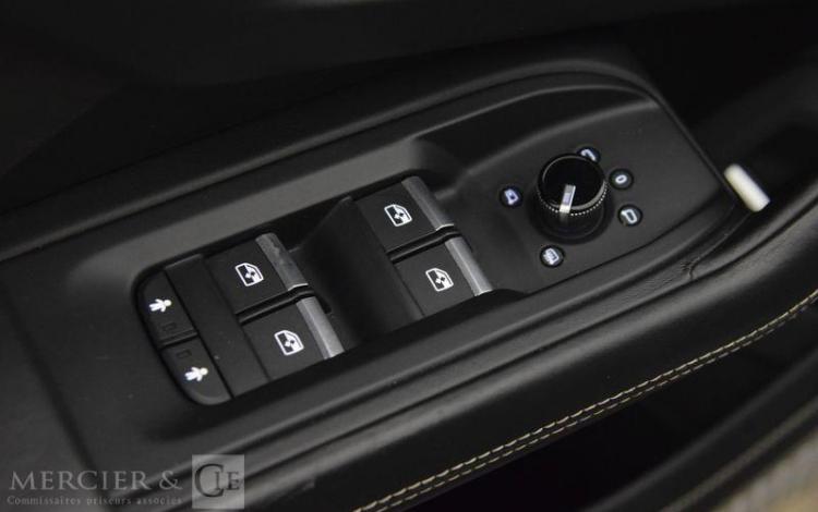 LAMBORGHINI URUS 4.0 V8 650CH BVA8 GRIS GQ-780-EP