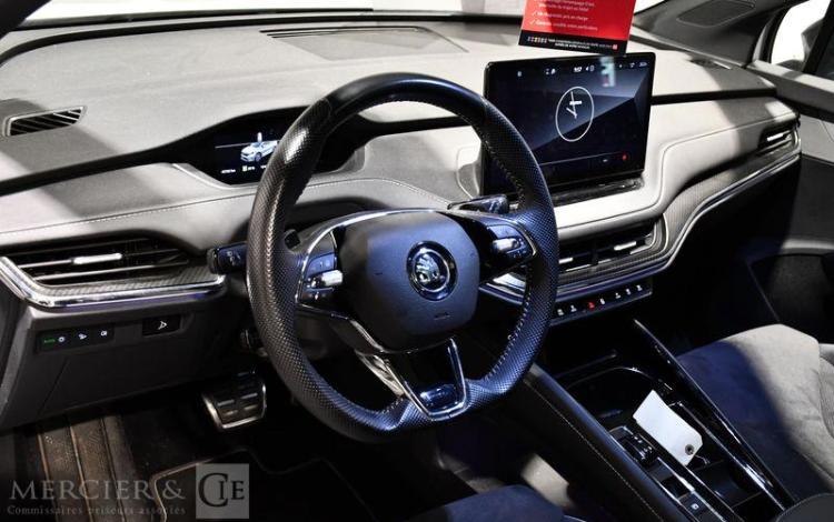 SKODA ENYAQ IV 82 KWH BLANC GQ-953-KT