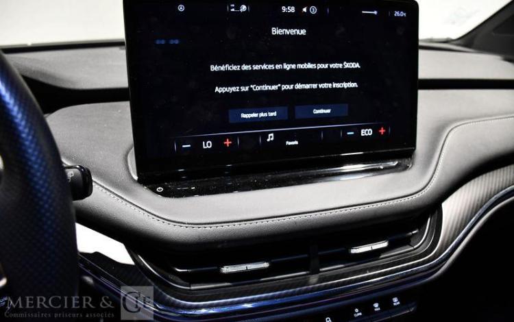 SKODA ENYAQ IV 82 KWH BLANC GQ-953-KT