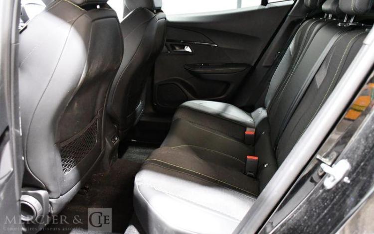 PEUGEOT 2008 1.2 PURETECH 130 GT EAT NOIR GR-077-NY