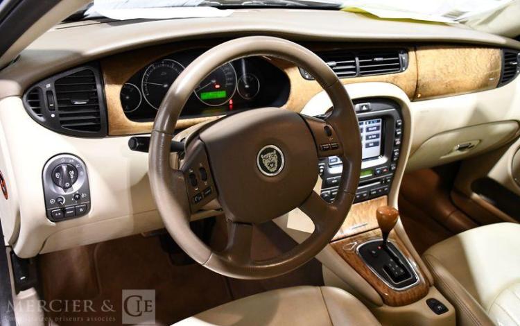 JAGUAR X-TYPE 2.5 V6 195ch BVA AWD VERT GR-254-CG