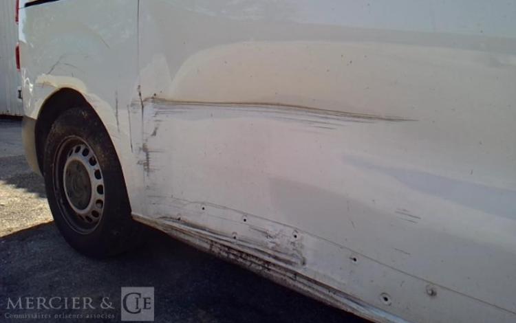 CITROEN JUMPY FG TAILLE M BLUEHDI 120CH S&S BVM6 BLANC GR-725-BD
