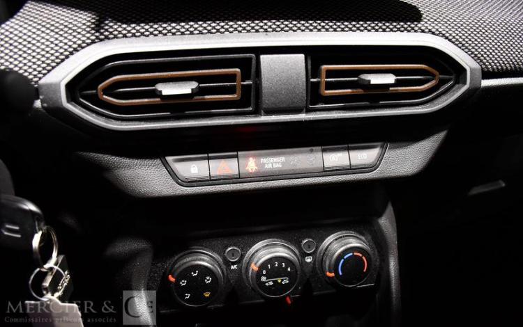 DACIA SANDERO STEPWAY EXPRESSION ECO-G 100 BLEU GT-086-TT