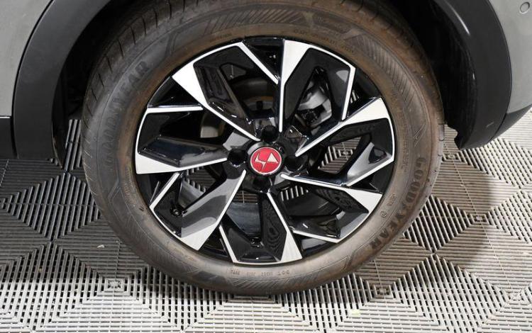DS DS3 1.2 PURETECH 130 PERFORMANCE LINE PLUS GRIS GT-686-VL