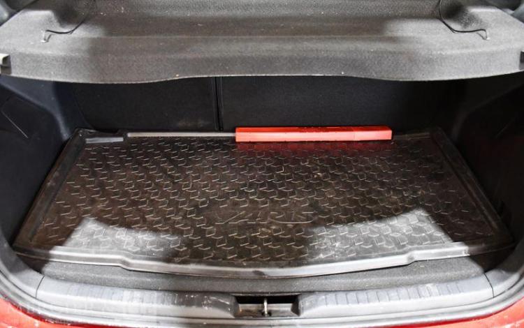 TOYOTA YARIS 1.5 DUAL-VVT-iE 114ch HYBRID COLLECTION CVT ROUGE GV-045-ND