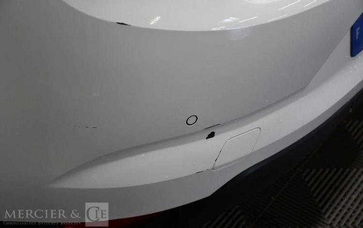 RENAULT MEGANE STE 1.3 TCE 140 TECHNO EDC BLANC GV-620-GM