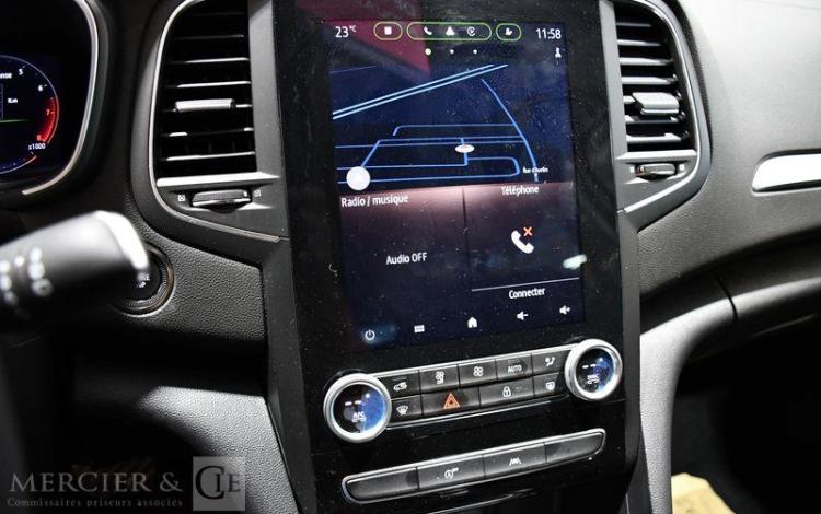 RENAULT MEGANE STE 1.3 TCE 140 TECHNO EDC BLANC GV-620-GM