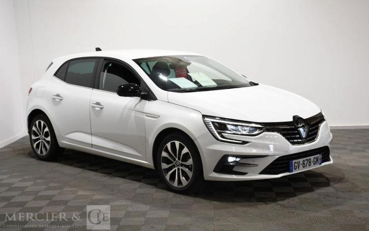 RENAULT MEGANE STE 1.3 TCE 140 TECHNO EDC BLANC GV-678-GM
