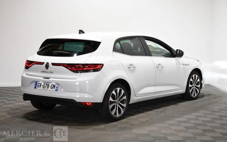 RENAULT MEGANE STE 1.3 TCE 140 TECHNO EDC BLANC GV-678-GM