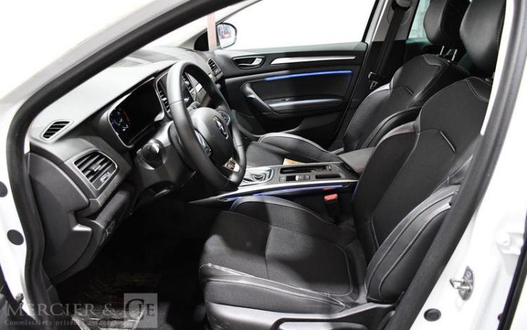 RENAULT MEGANE STE 1.3 TCE 140 TECHNO EDC BLANC GV-678-GM