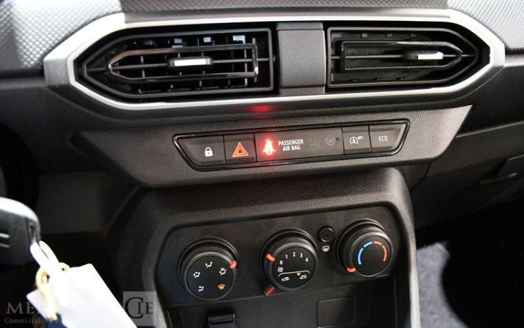 DACIA SANDERO 1.0 ECO-G 100 ESSENTIEL GRIS GV-840-JM