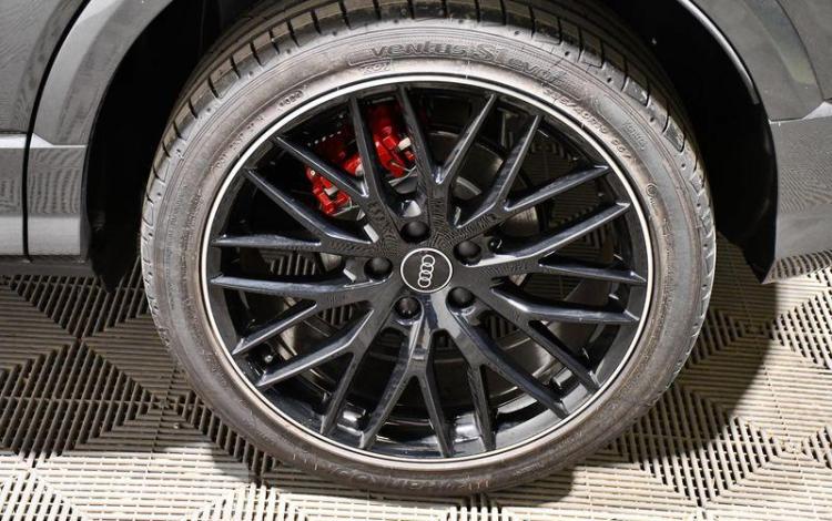 AUDI Q2 GRIS GW-384-NR