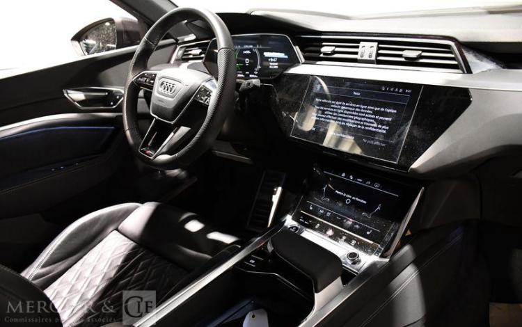 AUDI Q8 SPORTBACK 55 ELECTRIC 410ch 114kWh S-LINE QUATTRO GRIS GW-627-KP
