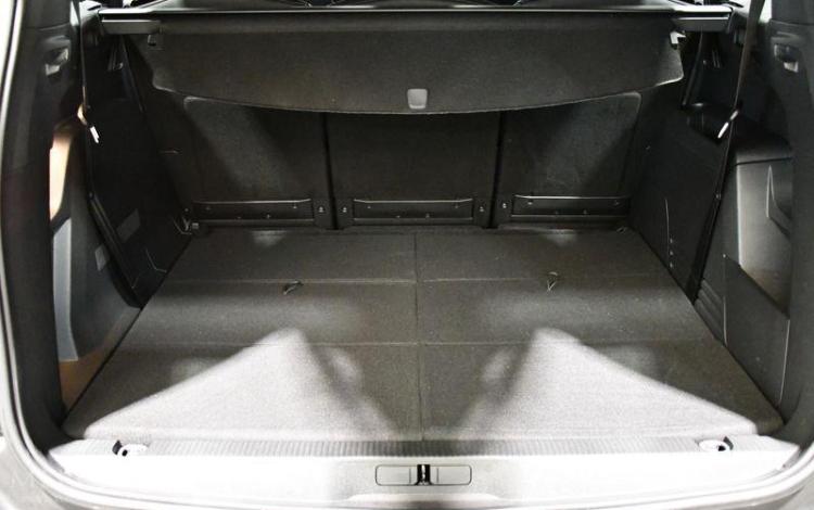 PEUGEOT 5008 ALLURE PACK PURE TECH NOIR GX-152-YE