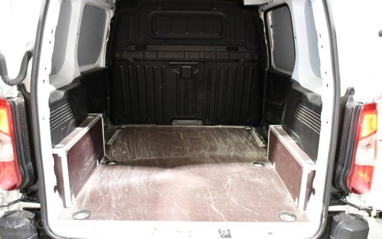 CITROEN BERLINGO 1.2 PURETECH 110  M BLANC GX-905-SJ