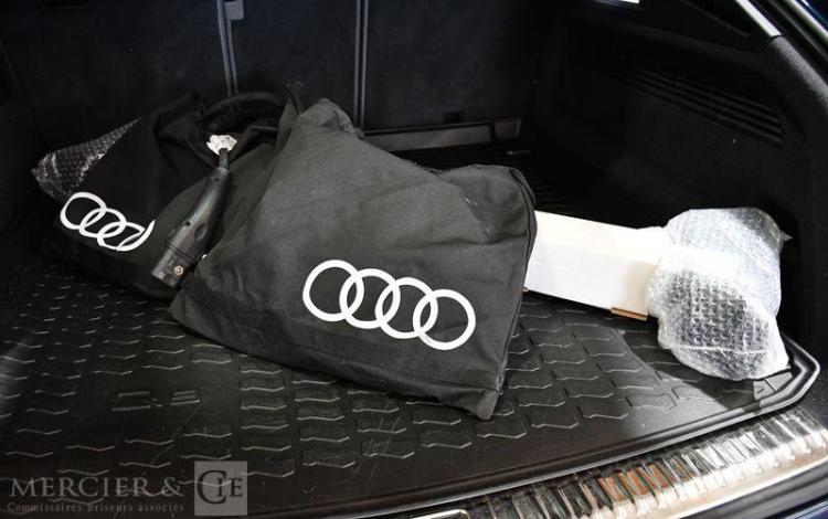 AUDI Q8 60 TFSI-E 490ch PHEV COMPETITION QUATTRO TIPTRONIC BLEU GZ-390-WB
