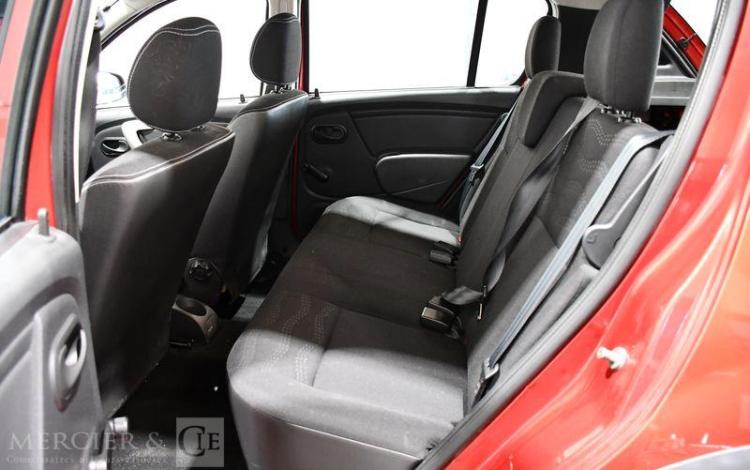 DACIA SANDERO STEPWAY 1,6 MPI 85CH ROUGE GZ-409-MF