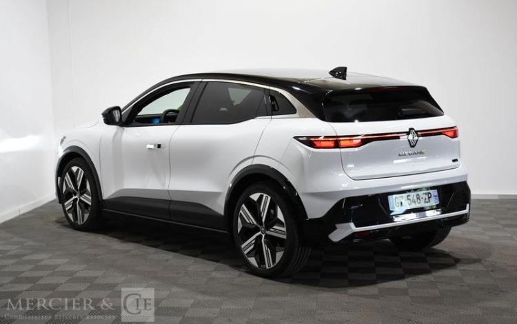 RENAULT MEGANE E-TECH ICONIC 2 BLANC GZ-548-ZP