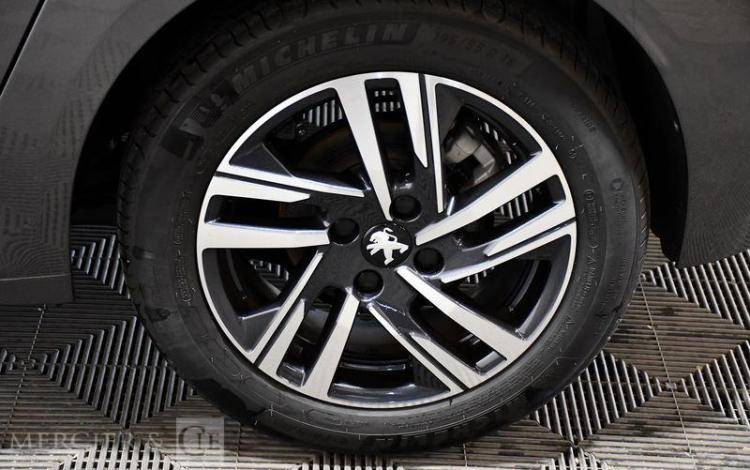 PEUGEOT 208 1.2 PURETECH 100 ALLURE GRIS PZ3G317