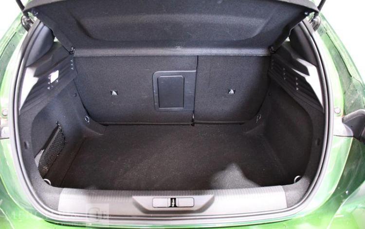 PEUGEOT 308 VERT PZ4P554
