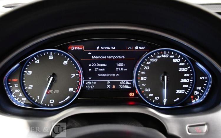 AUDI S8 + 605CH GRIS RS7850