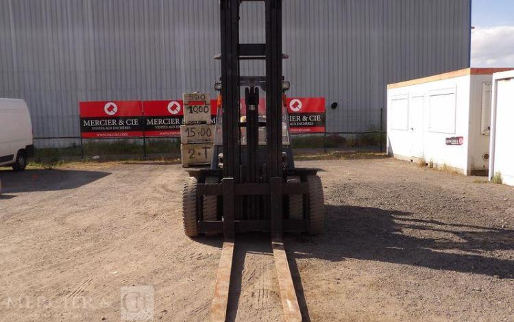 TOYOTA CHARIOT ELEVATEUR FRONTAL 52-6FG45@1030 – GAZ – CAPACITE NOMINALE 5 T – 2510 H  10330