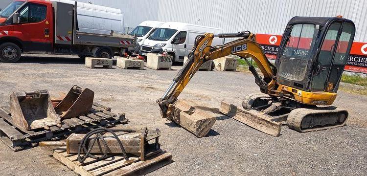 JCB MINI-PELLE SUR CHENILLES 8025 ZT – 2,81T – DIESEL  – 4351 HEURES – ANNEE 2017  27887
