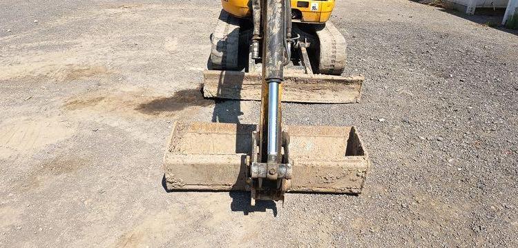 JCB MINI-PELLE SUR CHENILLES 8025 ZT – 2,81T – DIESEL  – 4351 HEURES – ANNEE 2017  27887