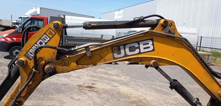 JCB MINI-PELLE SUR CHENILLES 8025 ZT – 2,81T – DIESEL  – 4351 HEURES – ANNEE 2017  27887