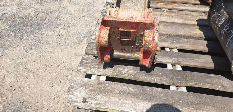 JCB MINI-PELLE SUR CHENILLES 8025 ZT – 2,81T – DIESEL  – 4351 HEURES – ANNEE 2017  27887