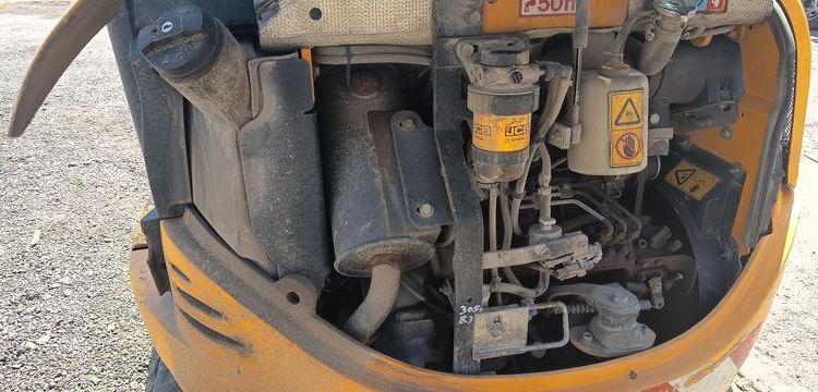 JCB MINI-PELLE SUR CHENILLES 8025 ZT – 2,81T – DIESEL  – 4351 HEURES – ANNEE 2017  27887